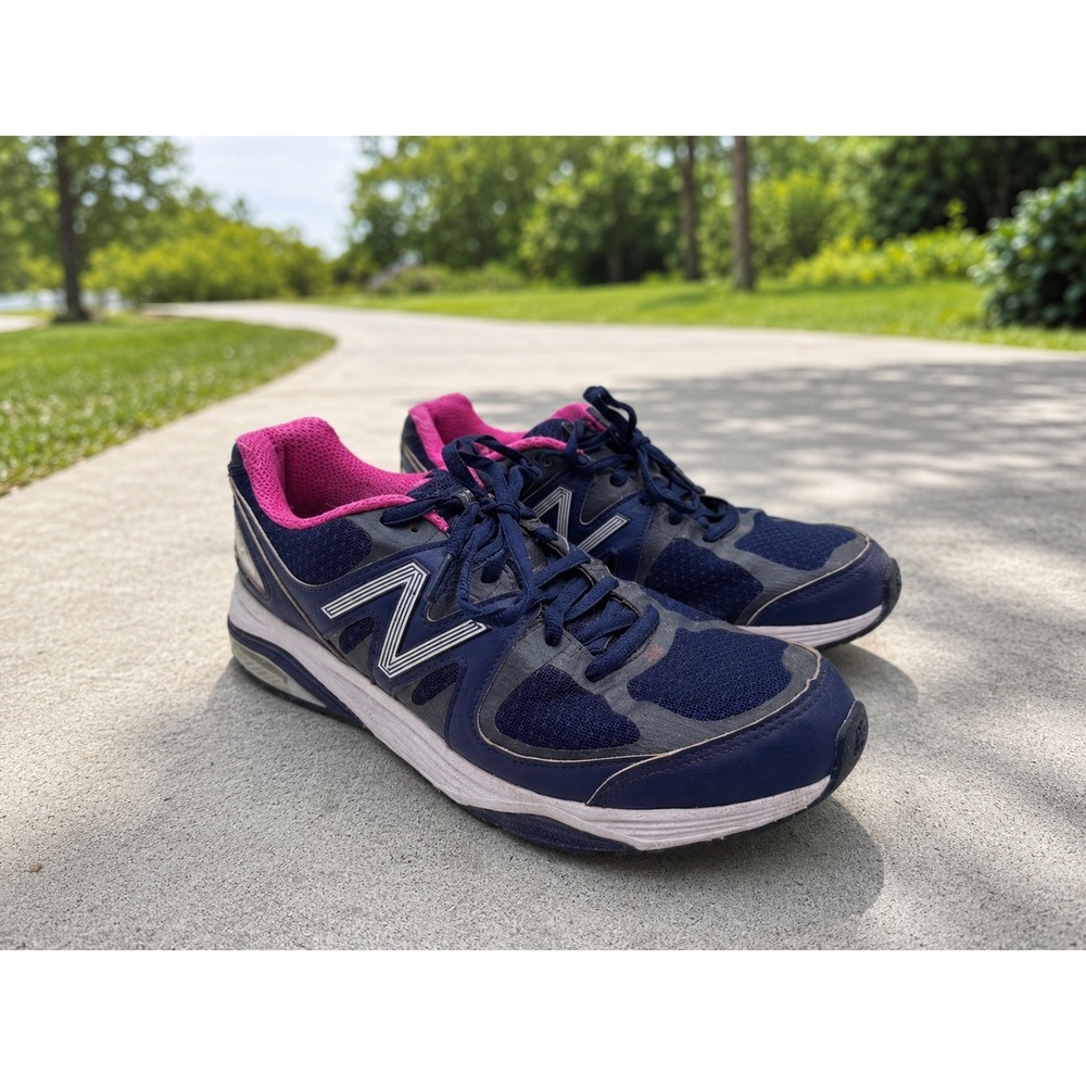 New Balance 1540 V3 Womens Running Shoes 9 Navy Blue Pink Made in USA W1540BP3
